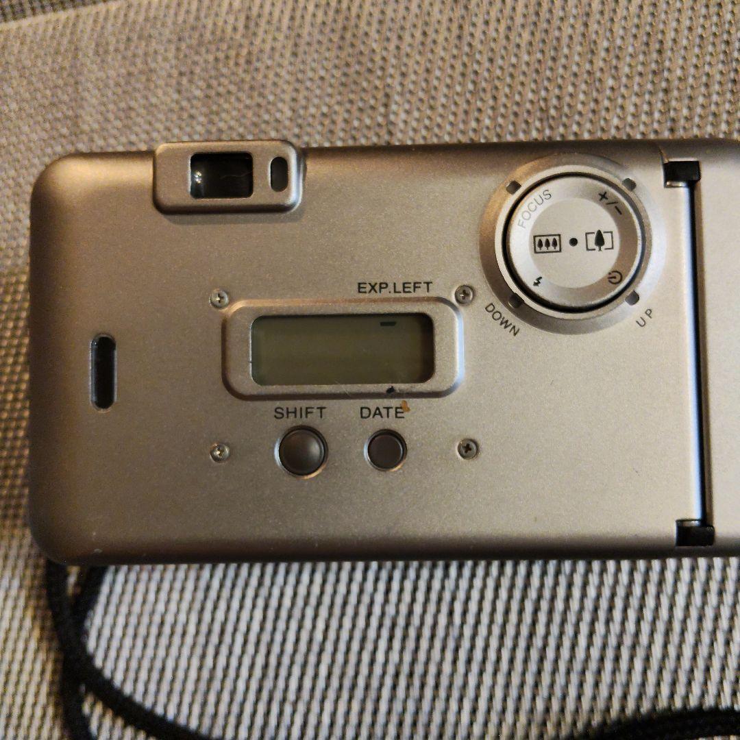 値下げ!!FUJIFILM TIARA ZOOM フィルムカメラ 三脚つき