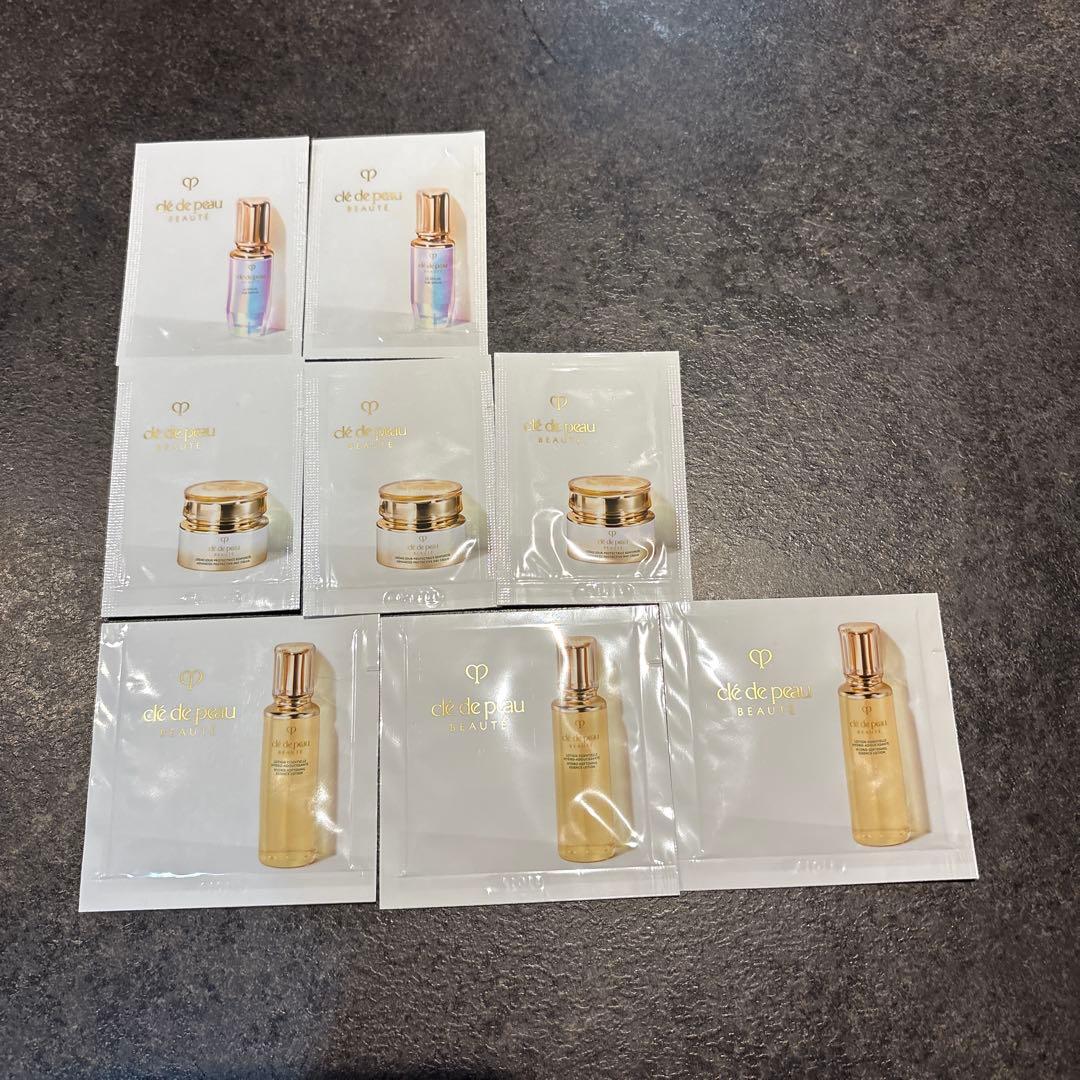 クレドポーボーテ　タンクレーム　エクラn ピンクオークル10