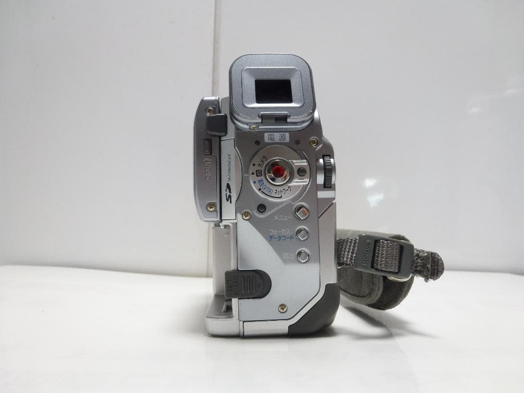 希少　動作品　キャノンビデオカメラ　DM-IXY DV M3　Mini DV