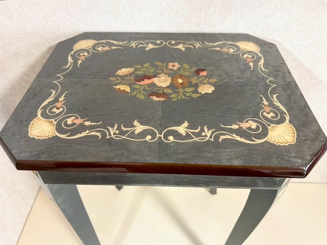 状態良好】サイドテーブル オルゴール内蔵 猫脚 花柄インレイ 木製