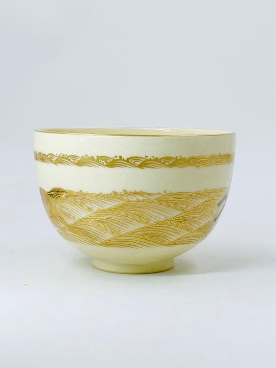 杉田祥平】色絵金銀彩海馬画茶碗 桐共箱 共布 底部在銘 茶道具 - メルカリ