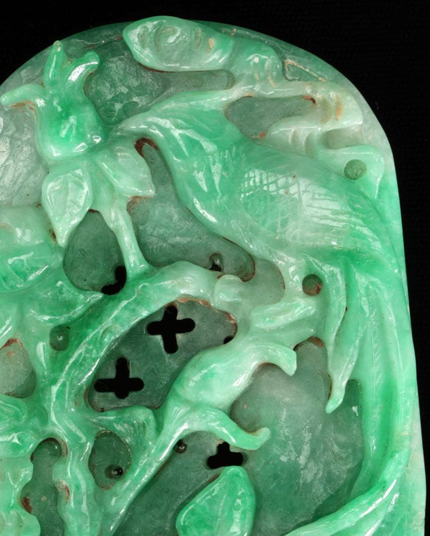 極上翡翠 花鳥文牌 透彫 玉石彫刻 ヒスイ 天然ジェイダイト 木箱付