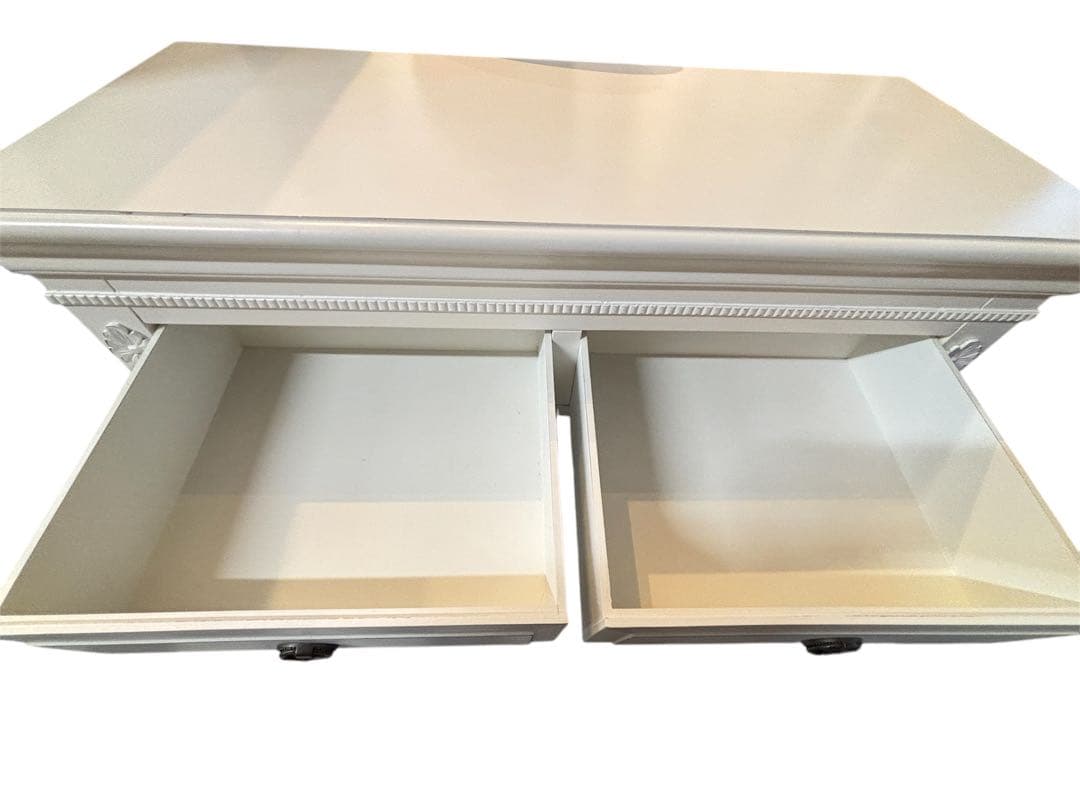 シャビーシック　アンティーク　ロココ　キャビネット　サイドテーブル　猫脚　飾り棚