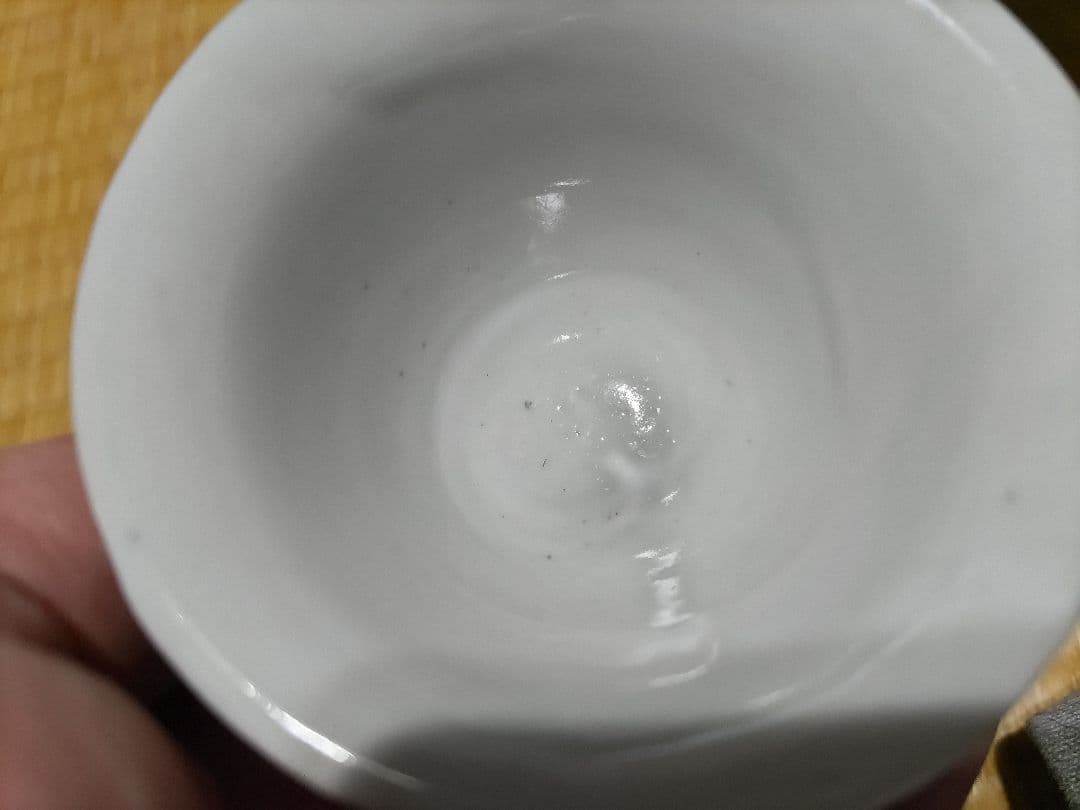 古伊万里　初期様式　広東型　そば猪口　菊絵　生掛け・厚底