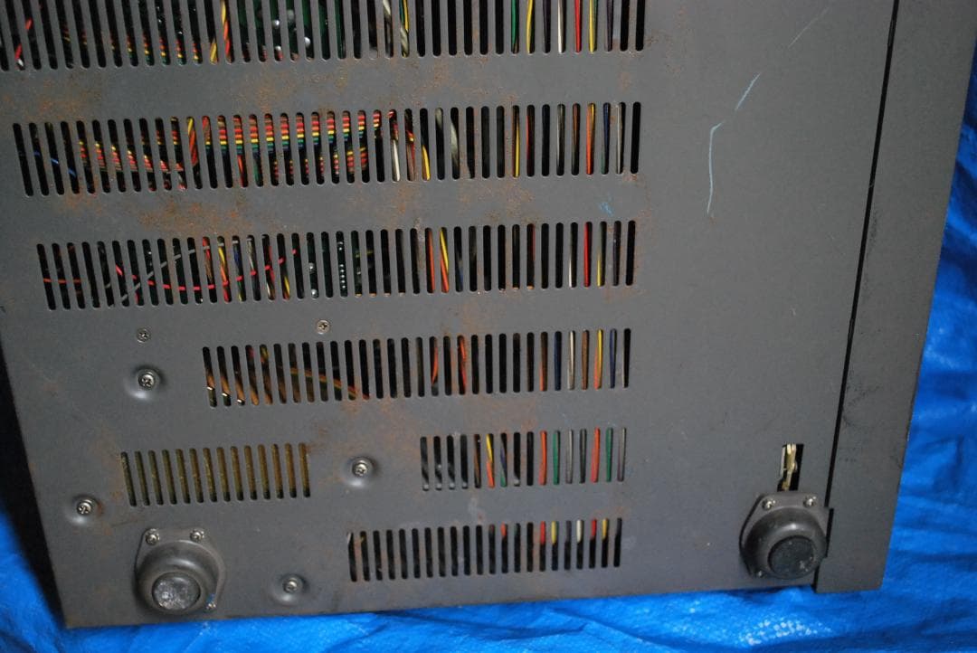 シバソク放送業務用モニターCMM14-7中古ジャンク品の出品です。 - メルカリ