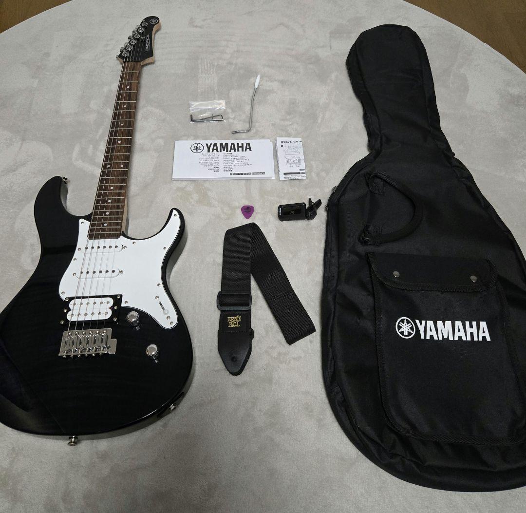美品]YAMAHA Pacifica212VFM ストラップ チューナー付き