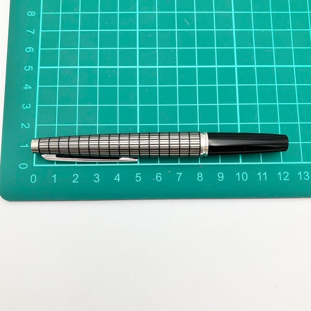 PILOT パイロット 万年筆 Elite エリート 格子柄 18Kー750 F