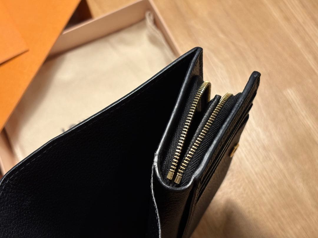 Louis Vuitton ミニ財布 M80151 ポルトフォイユ・クレア 黒