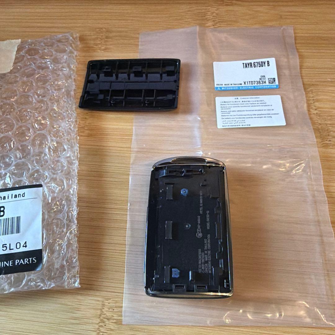 【純正•未登録】CX- 8 スマートキー　TAYR-67-5DYB キーシェル付