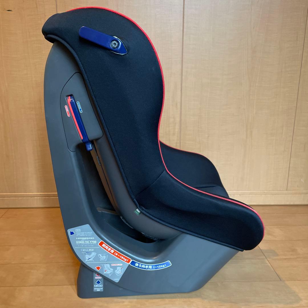 トヨタ純正チャイルドシート 黒