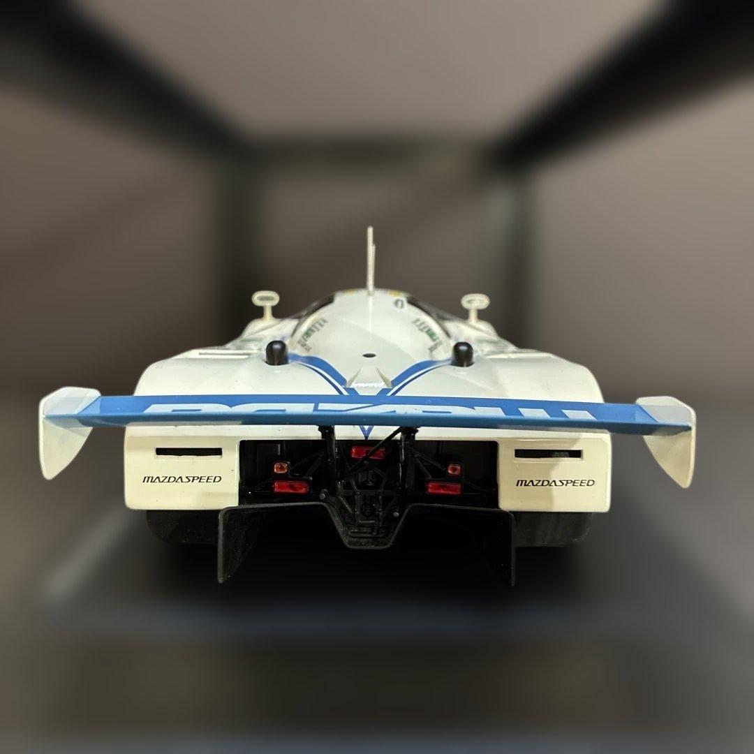 021 マツダ Mazda 787B ルマン18号車 1/18スケール ミニカー