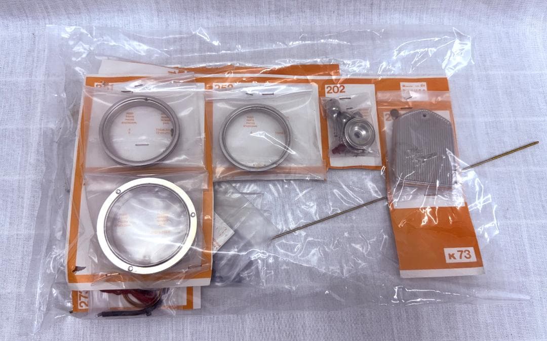 POCHER 製 1/8 アルファ・ロメオ スパイダーツーリング グランスポーツ