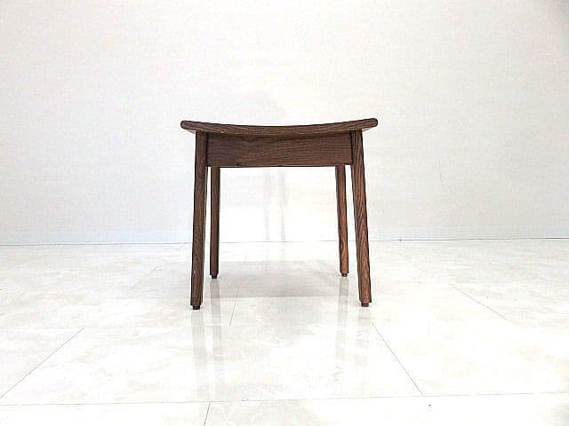 c*6様 展示品　飛騨産業/HIDA/キツツキ 「森のことば」 オーク無垢材スツ