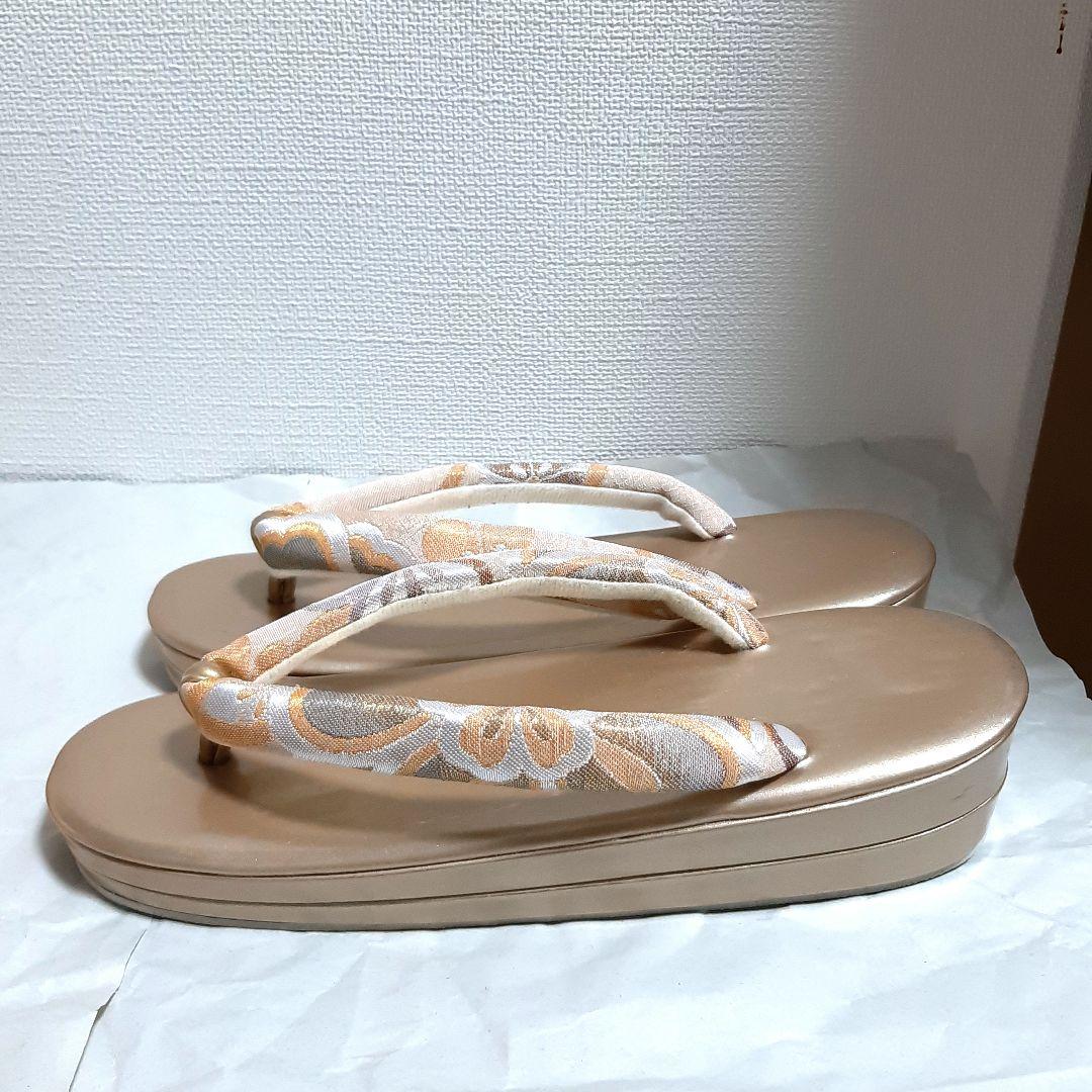 美品　高級和装バッグと草履セット　ベージュゴールド　成人式　卒業式　振袖　式