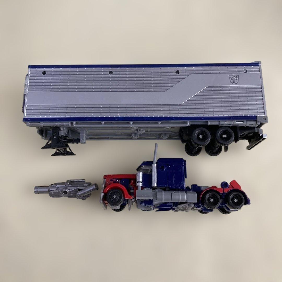 オートボット3点セット　トランスフォーマー　ダークサイドムーン　劇場版3作目