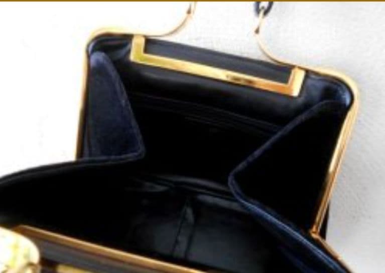 Roberta di Camerinoブラックブラウンマスタードカラベラバッグ