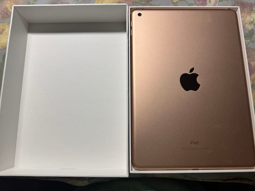 美品 即購入可！Apple iPad 第6世代Wi-Fi 128GB ブロンズ