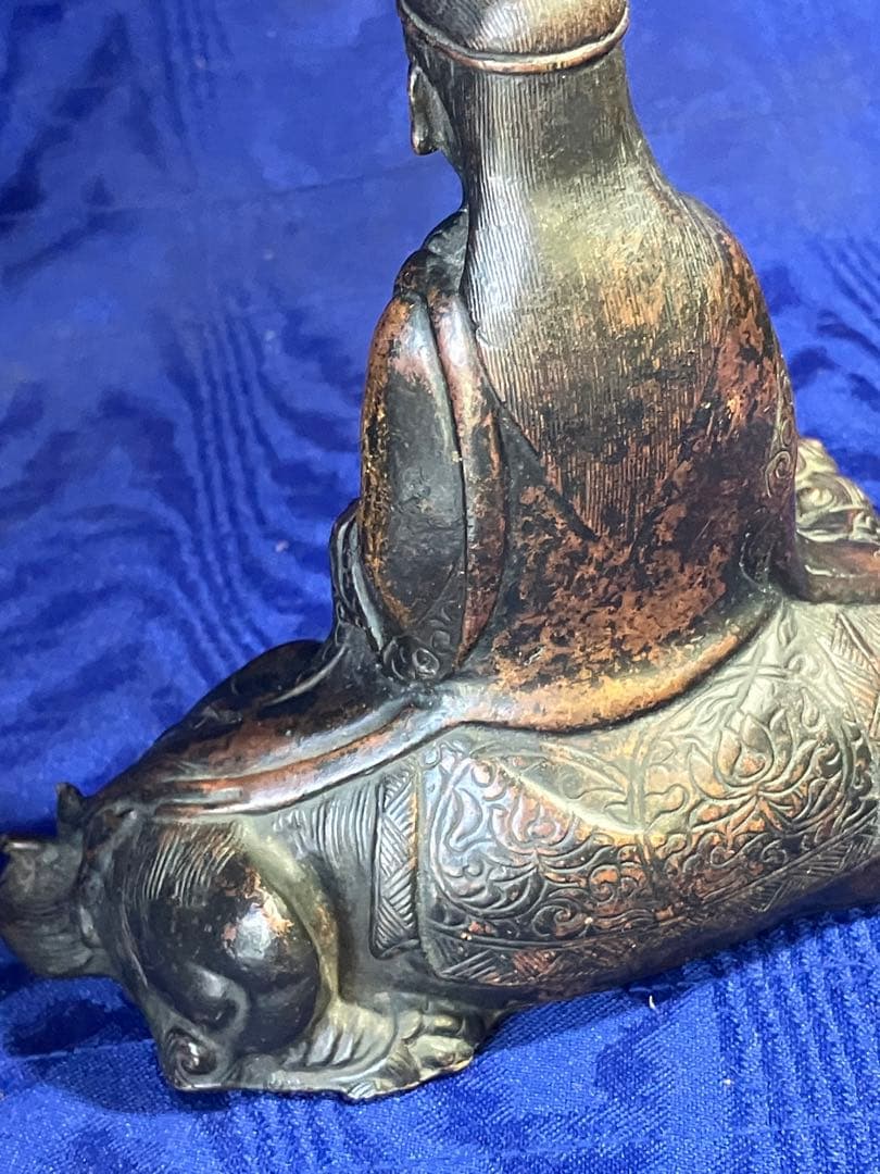 仏像　金属工芸　骨董品　鬼子母神　獅子　アンティーク