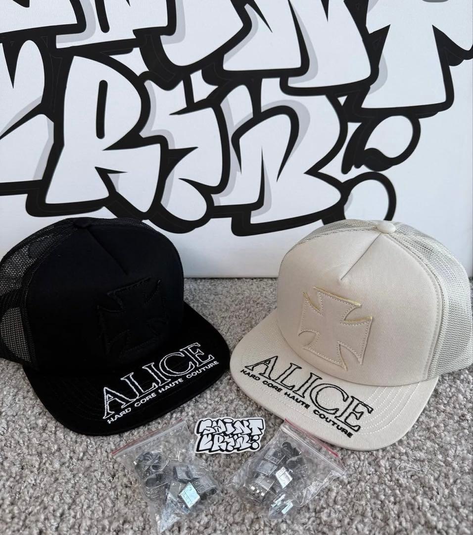 ALICE HOLLYWOOD ATELIER TRUCKER CAP