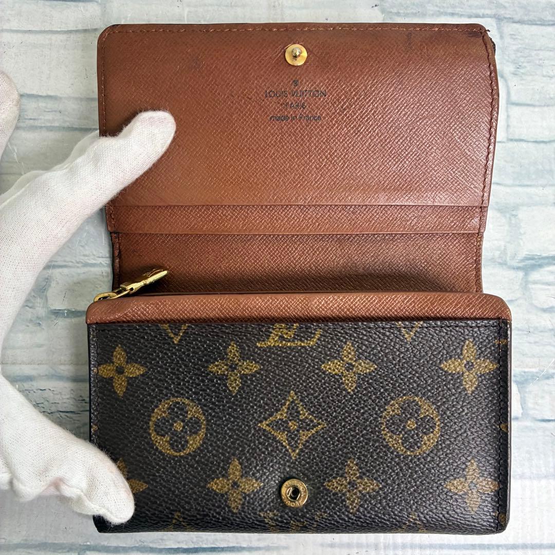 美品　50 LOUIS VUITTON ルイヴィトン　モノグラム　二つ折りul7