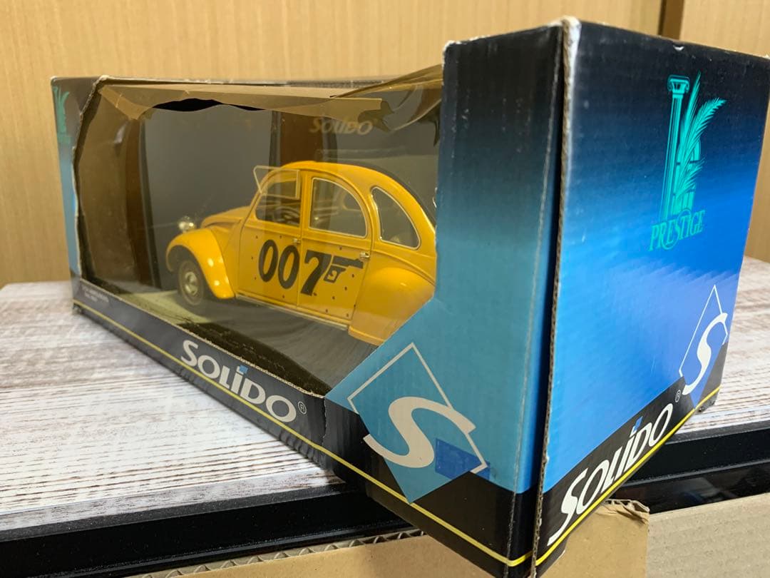 【期間限定値下げ】アメリカングラフティー 1/18及び1/24ミニカー8台セット