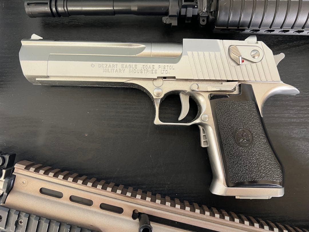 エアガン　4個セット　2つマガジンなし