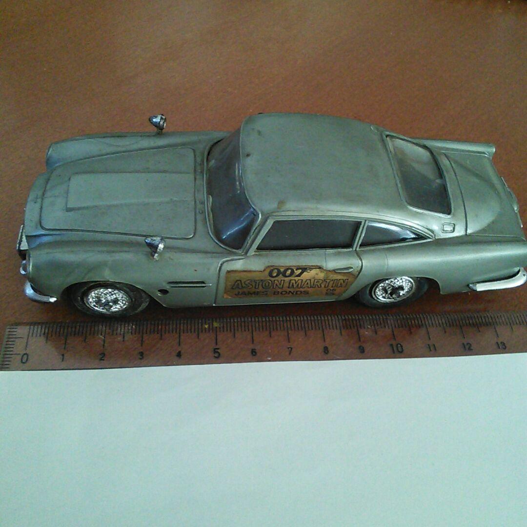 イマイ　007 アストンマーティン　プラモデル