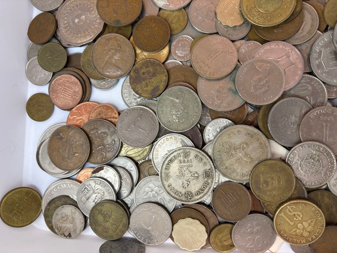 1-42 外貨まとめ 古銭 雑銭 香港ドル 中国 ペンス ユーロ総重量2.5キロ