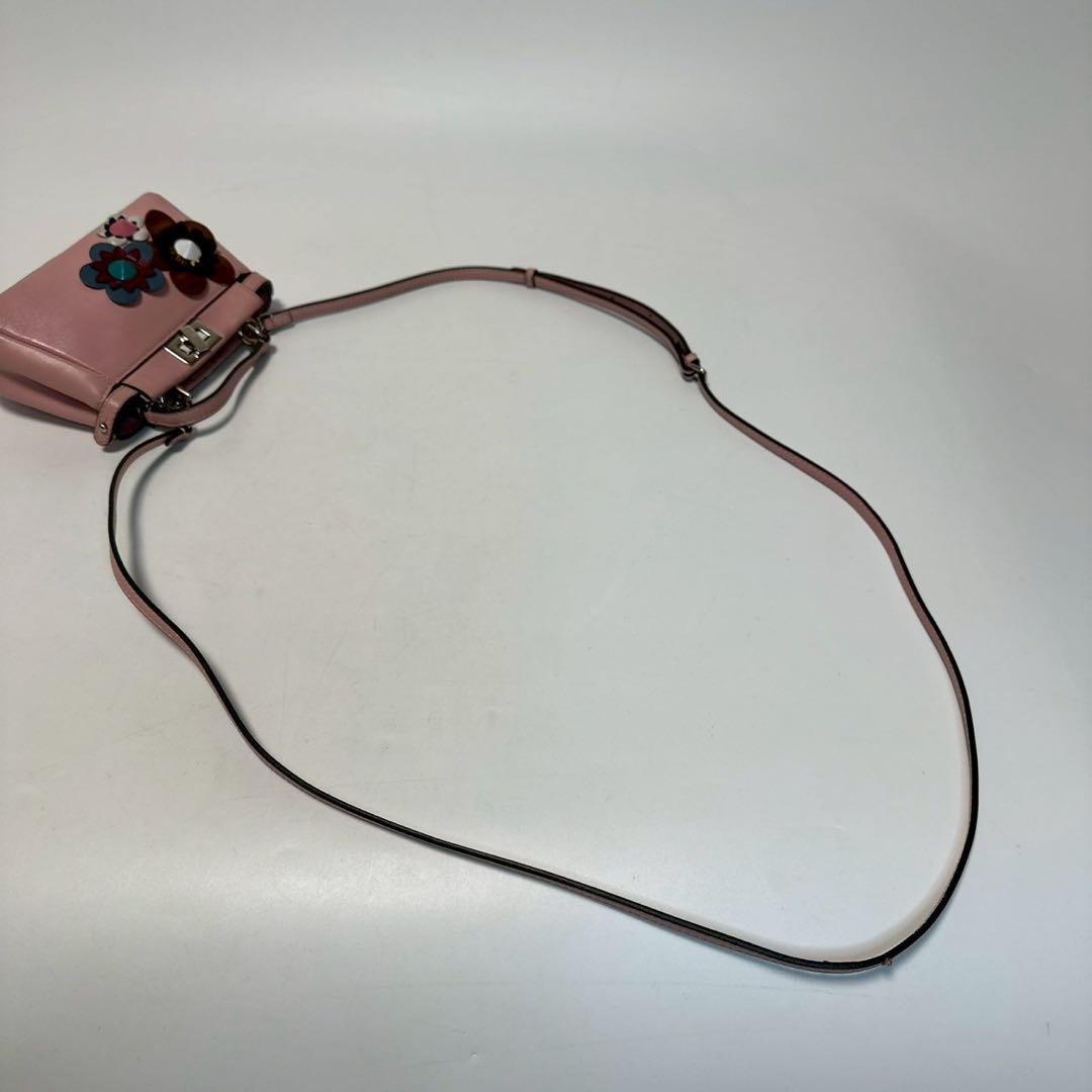 o52【極美品】保存袋付　フェンディフラワーマイクロピーカブ2wayショルダー.