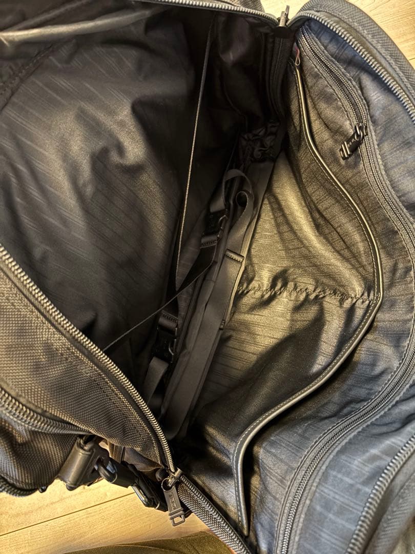 TUMI ビジネスバッグ ブラック　22121DH