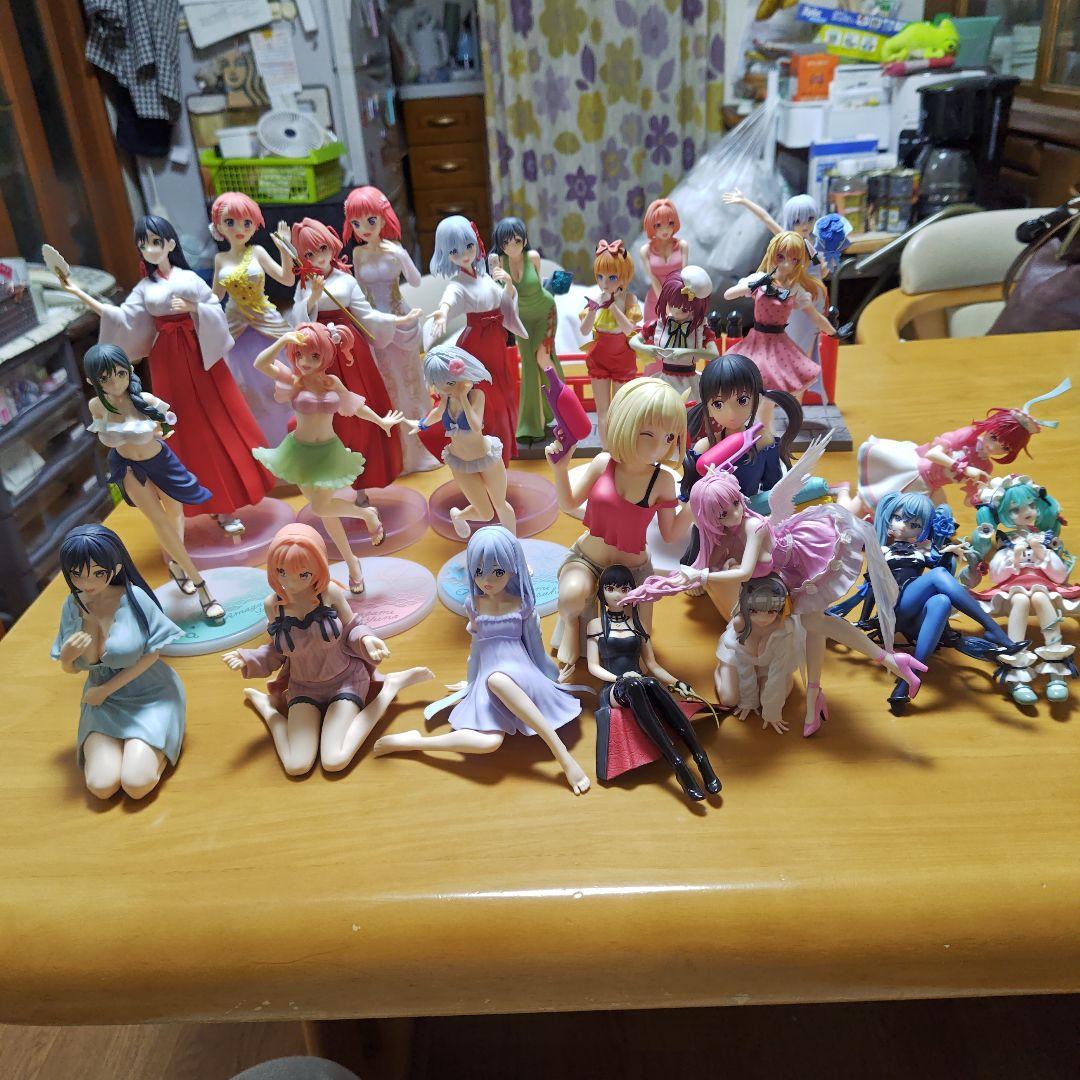 美少女フィギュアまとめ売り 24個初音ミク 五等分の花嫁 NIKKE 推し