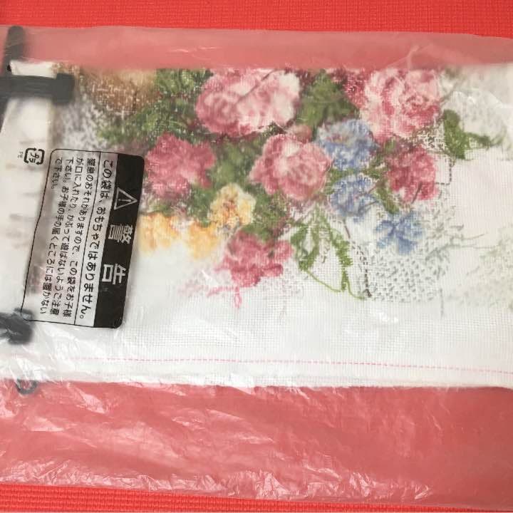 100%手作り刺繍 ♡壁に飾り♡ 新品