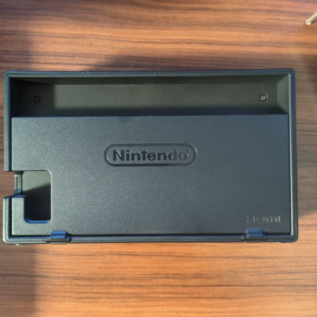 鈴*菜様 Nintendo Switch 本体 グレー (透明カバー付き)