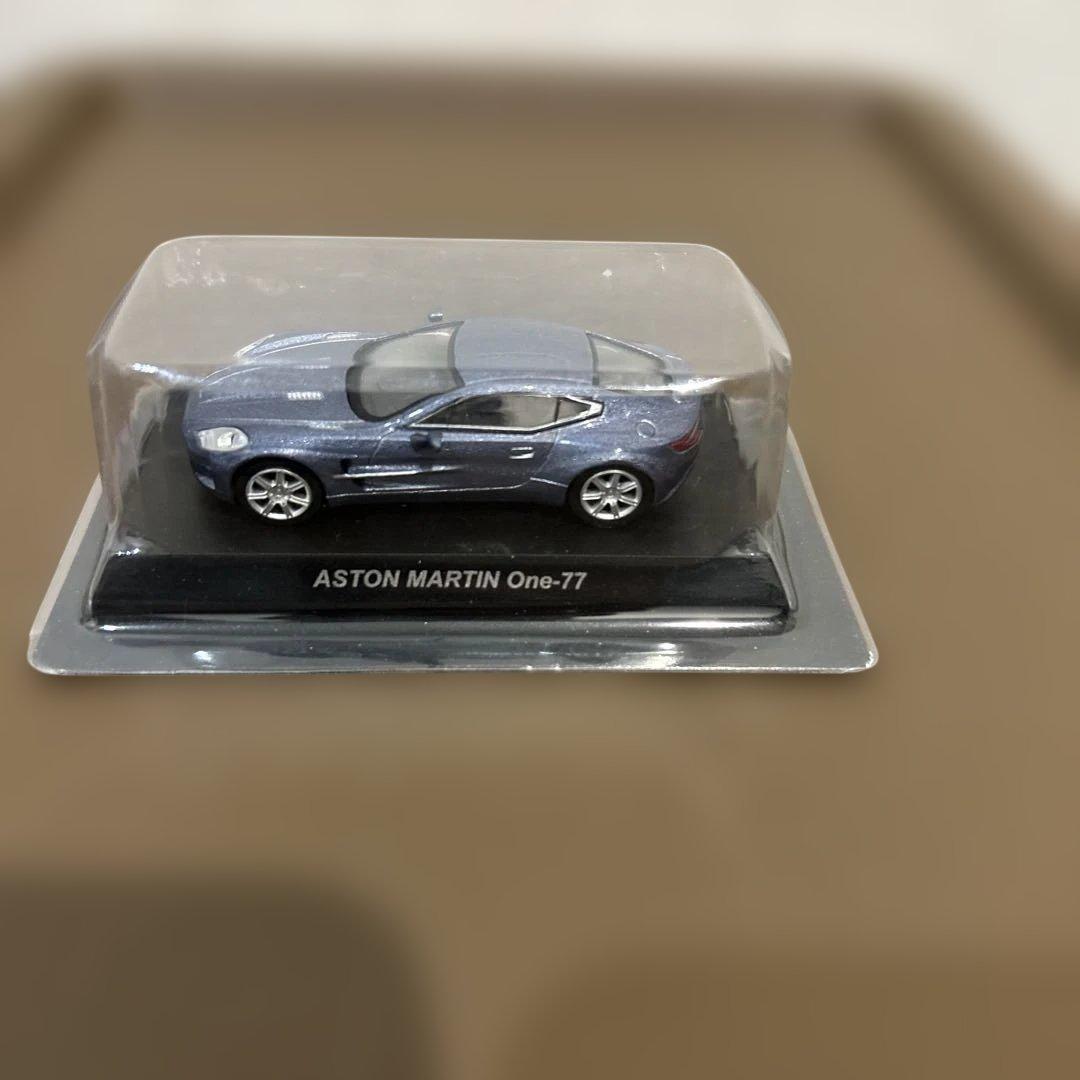 京商　1/64ミニカー　アストンマーティン8台セット