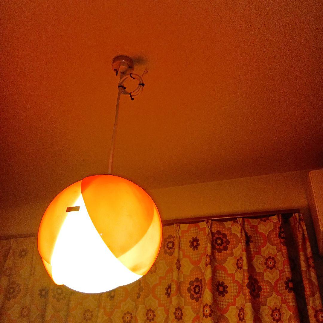 オレンジとホワイトのナショナルペンダントライト チューリップ 昭和