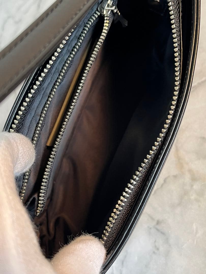 Courreges アクセサリーポーチ ハンドバッグ レザー 本革