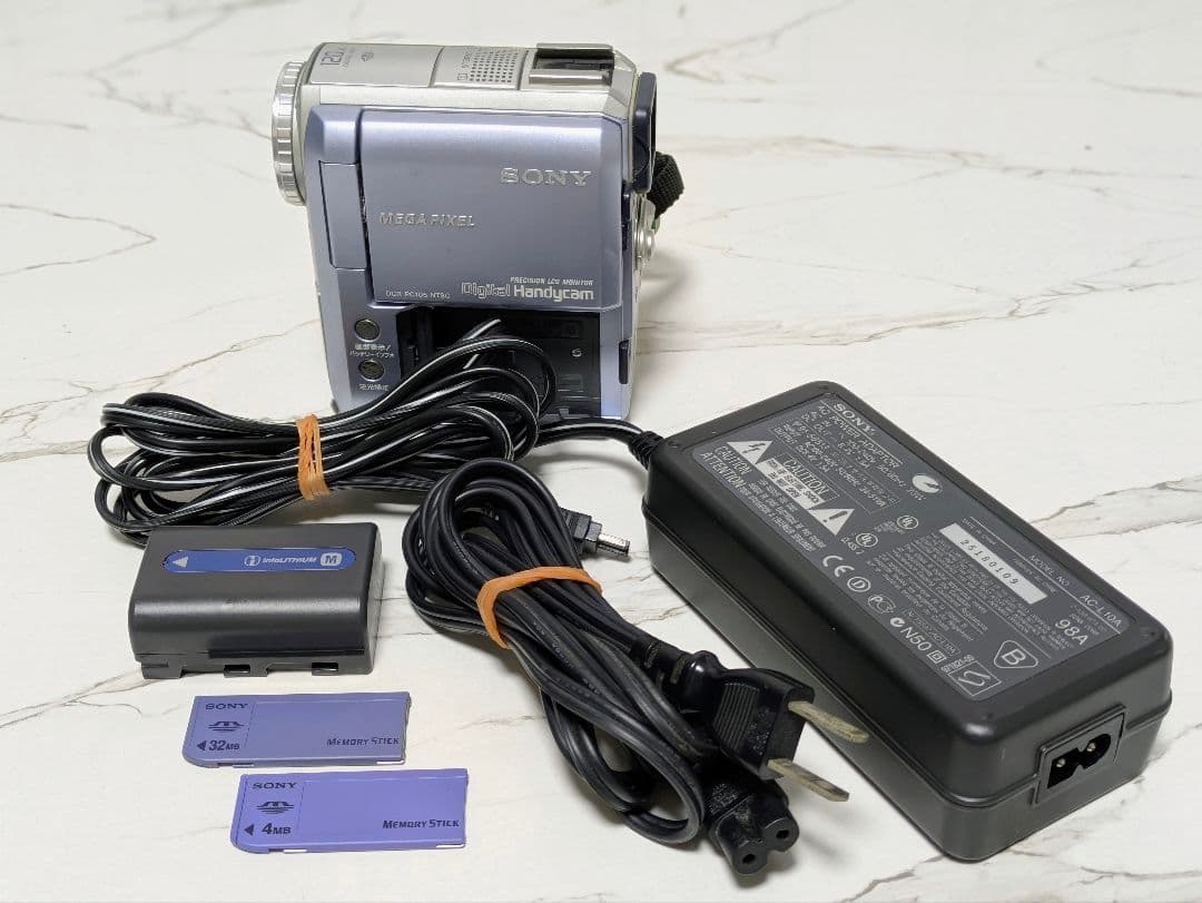 SONY　DCR-PC105　MiniDV対応