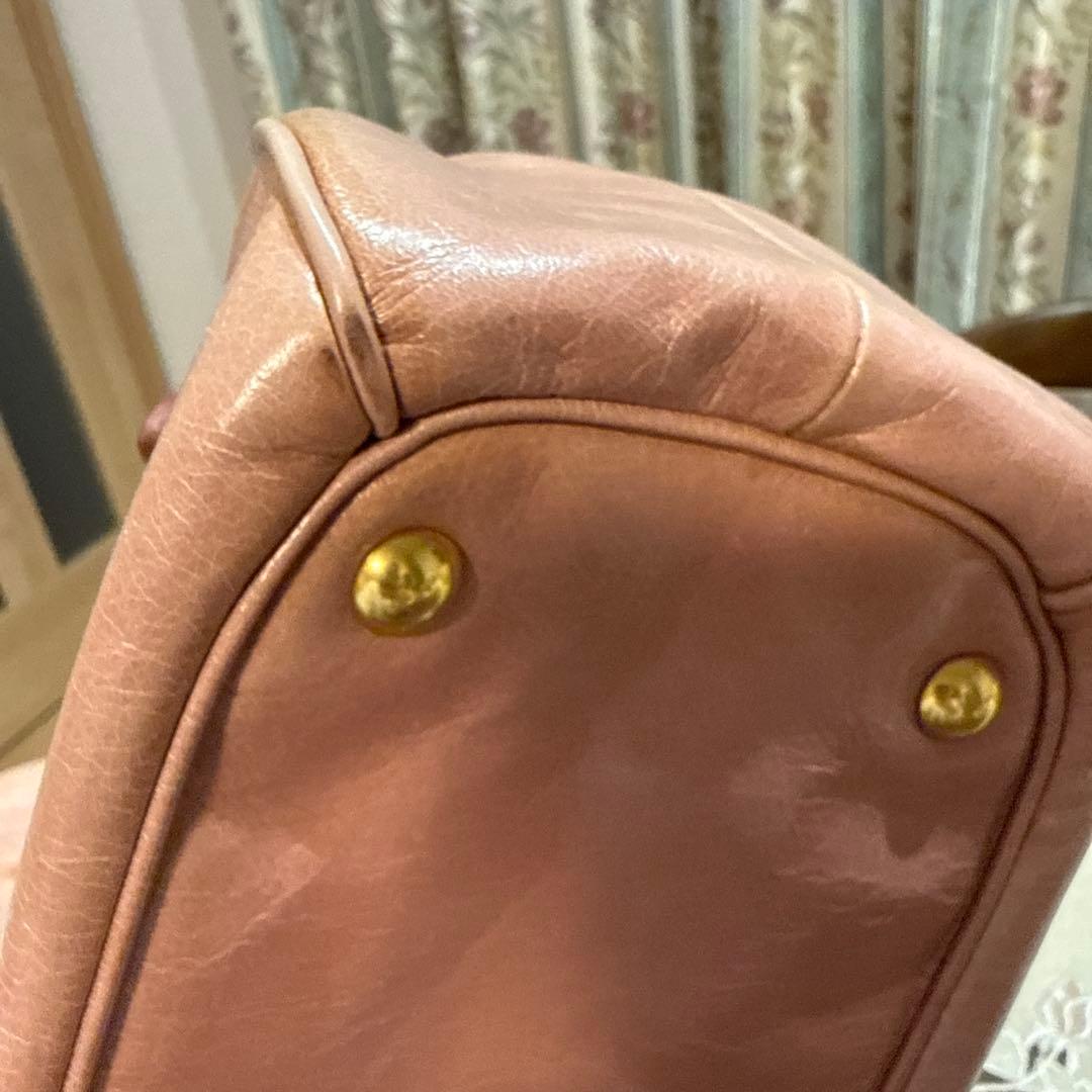 miu miu ピンク ハンドバッグ
