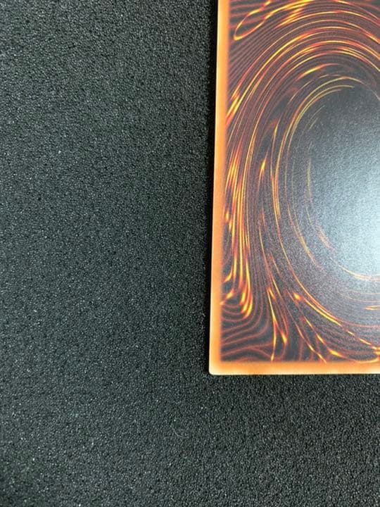 【美品】遊戯王　真紅眼の黒竜20th レッドアイズブラックドラゴン20th