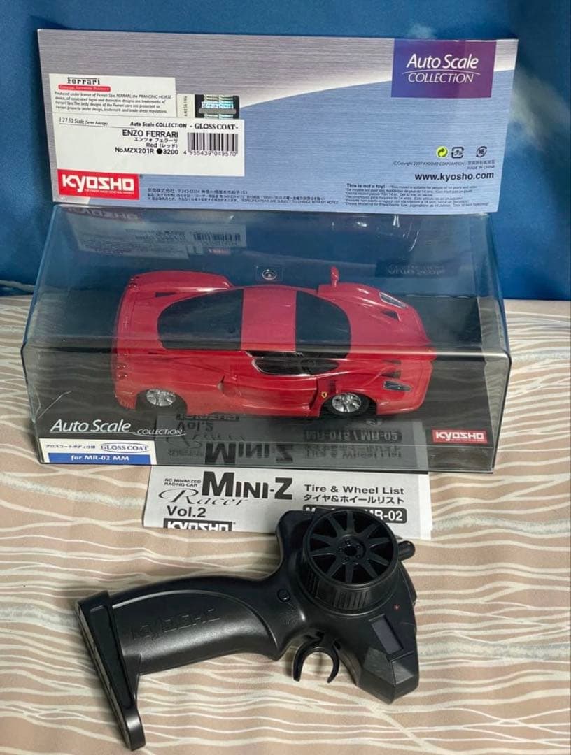 京商 MINI-Z オートスケール ENZO フェラーリ レッド MZX201R - メルカリ