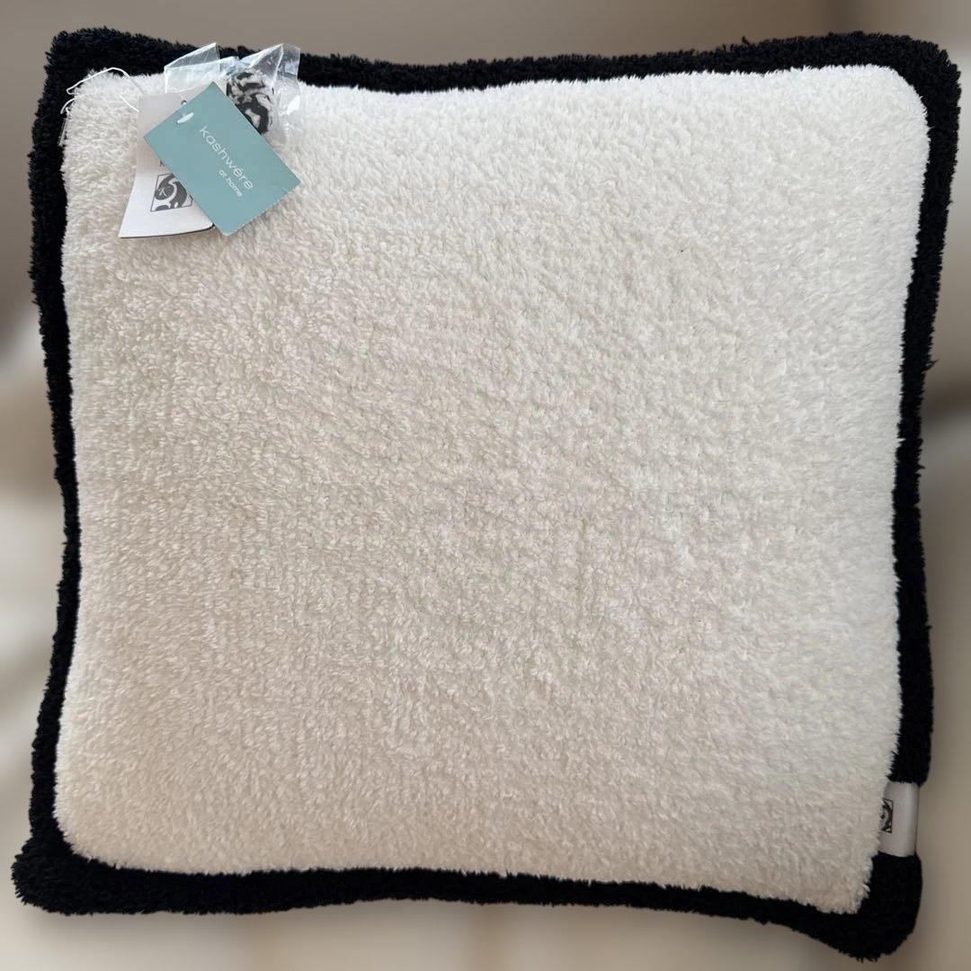 カシウェア　クッション　　kashwere good days