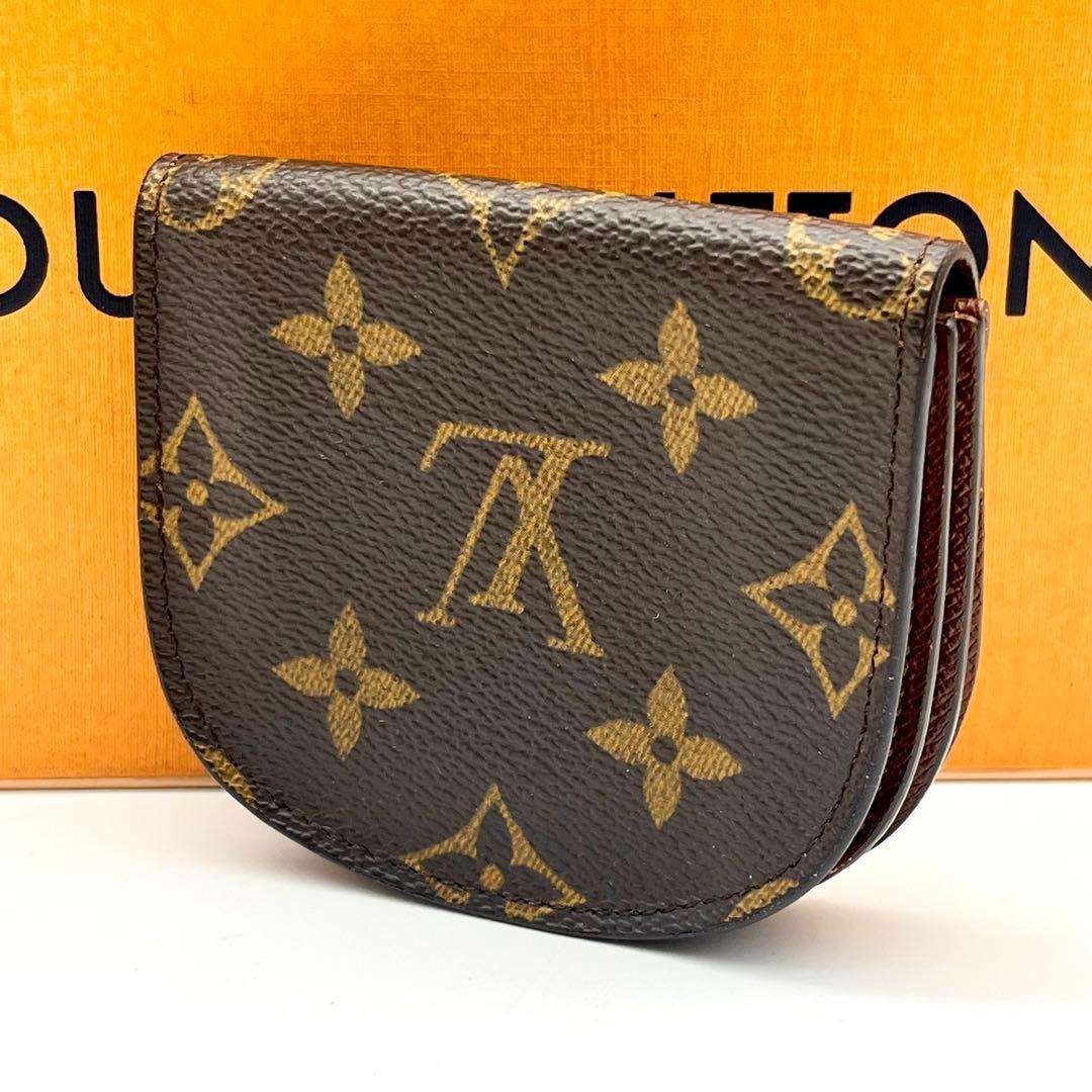 ルイヴィトン モノグラム グゼ ケース 正規品 本物 レザー 男女兼用