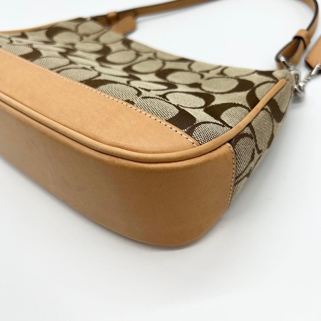 バッグ Coach 6094 Signature Accessory pouch y2k