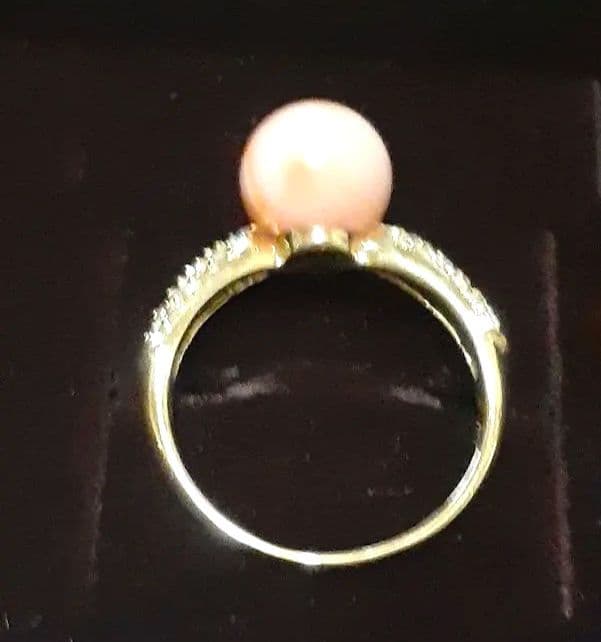 珊瑚とダイヤのK18リング15号サイズ