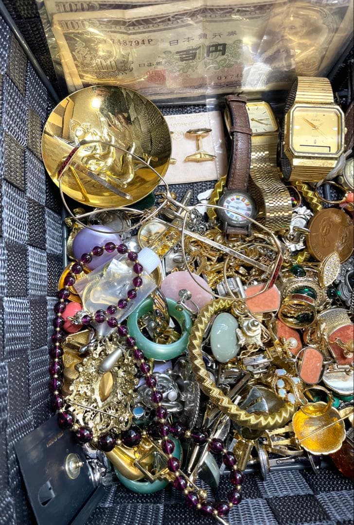 遺品整理品　アクセサリー　時計　2.1キロ超　④