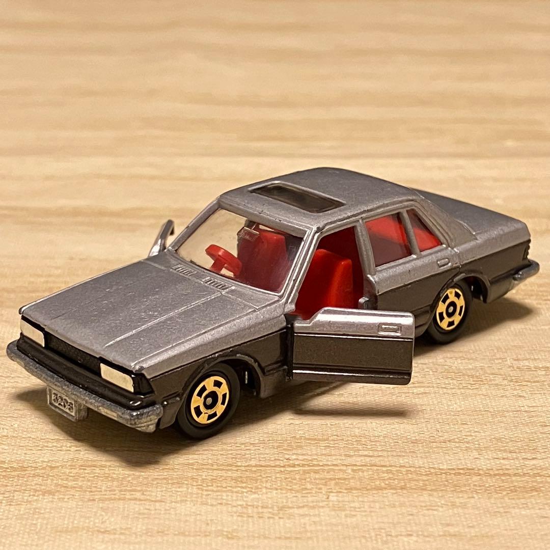 トミカ 日産 ブルーバード ターボ シルバー 1 No.17 1/64