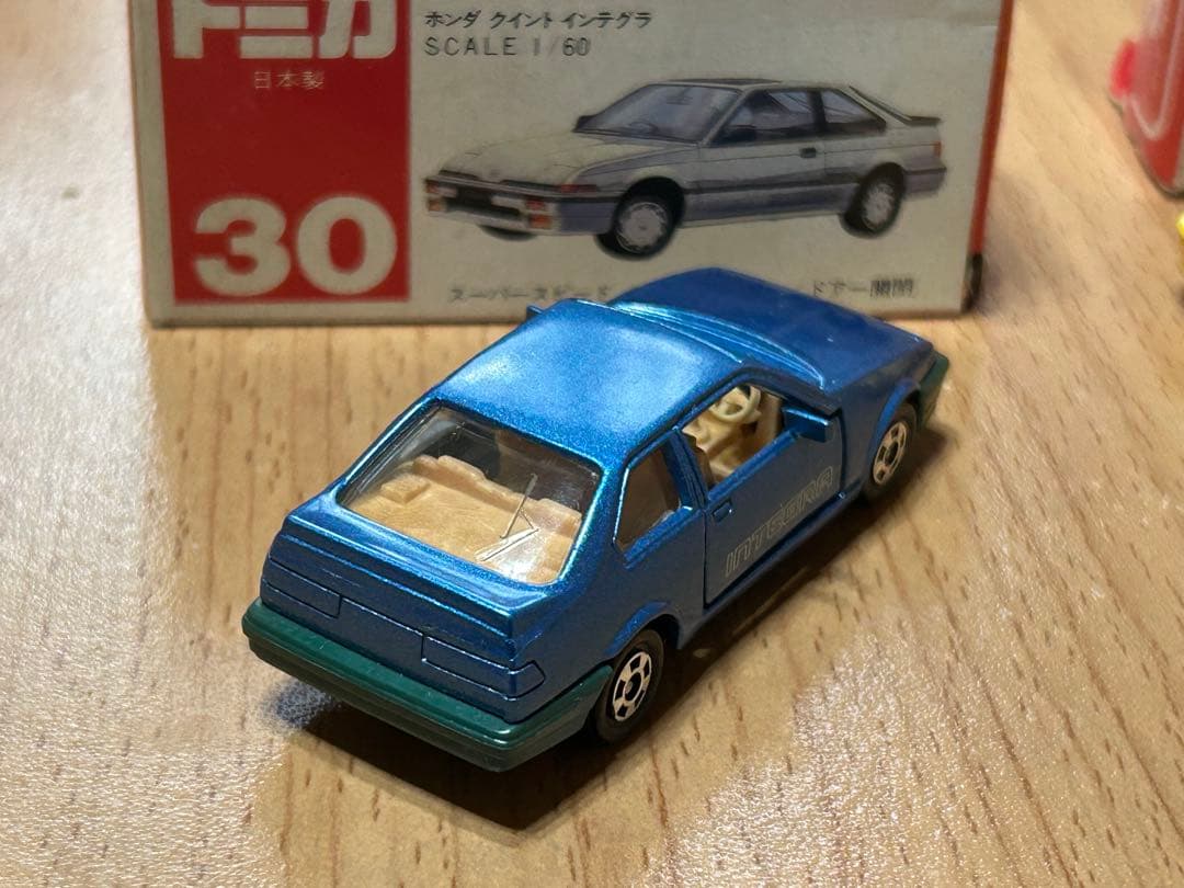 トミカ　インテグラ　日本製