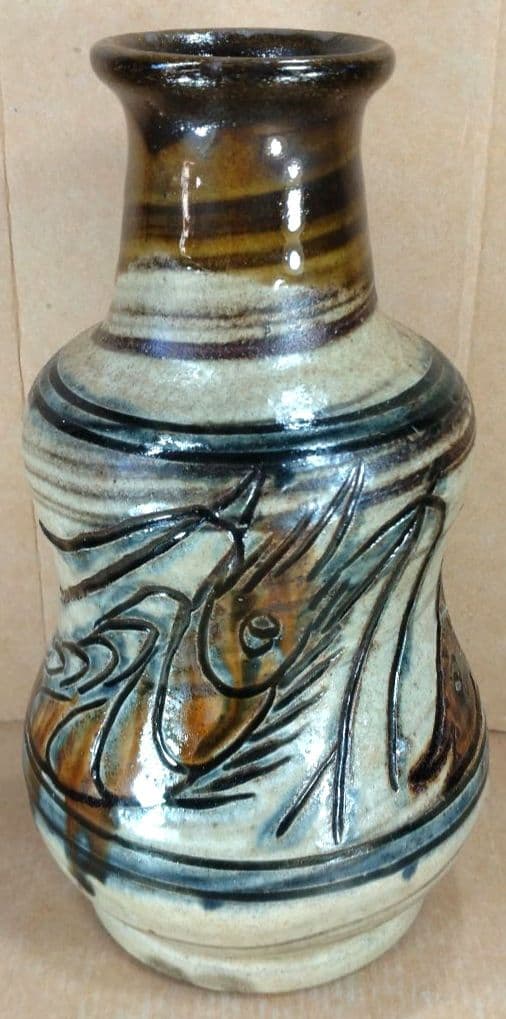 本物保証】金城次郎 壷屋焼嘉瓶 共箱 栞 人間国宝 笑魚海老