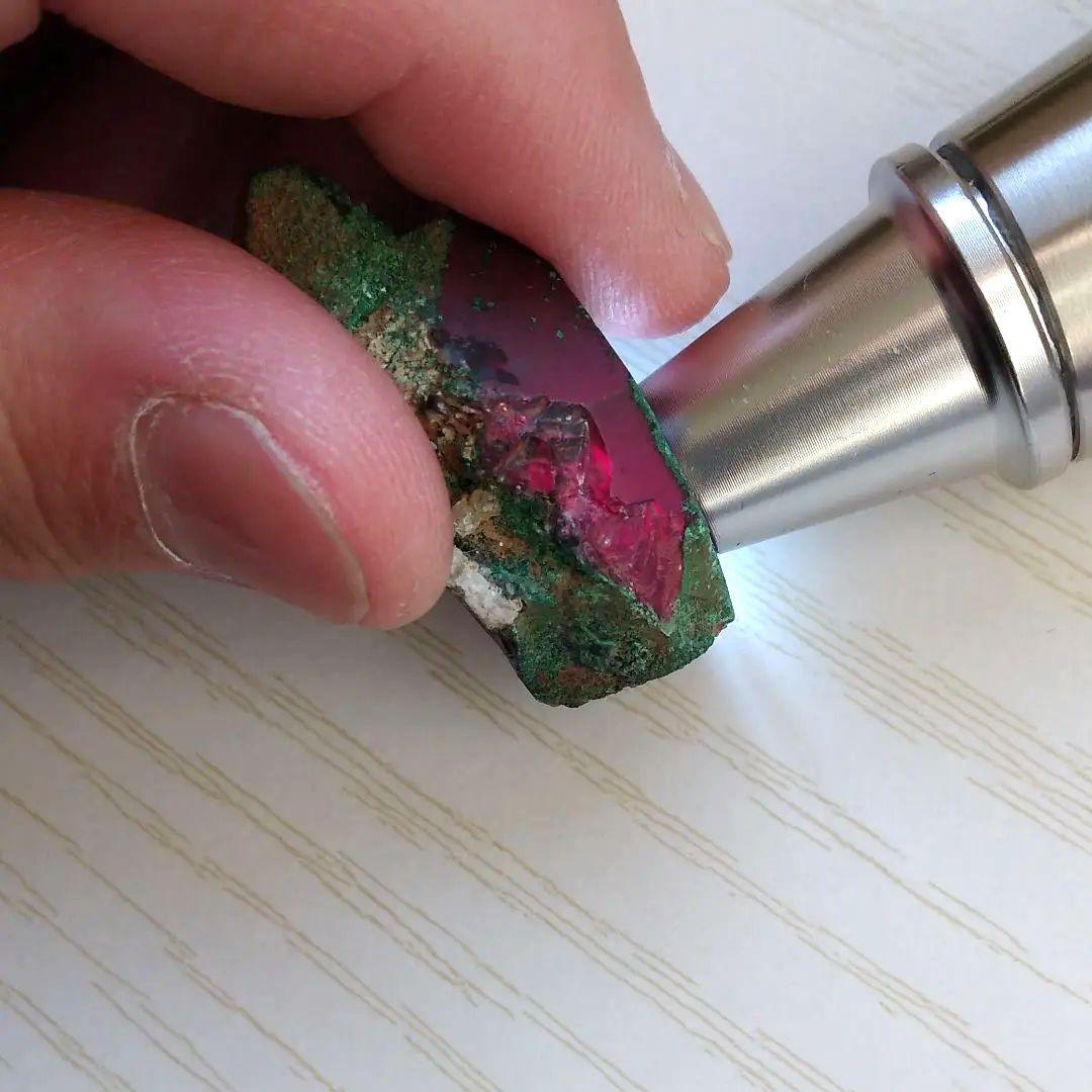 赤銅鉱 （キュプライト） 宝石質 鉱物標本 - メルカリ