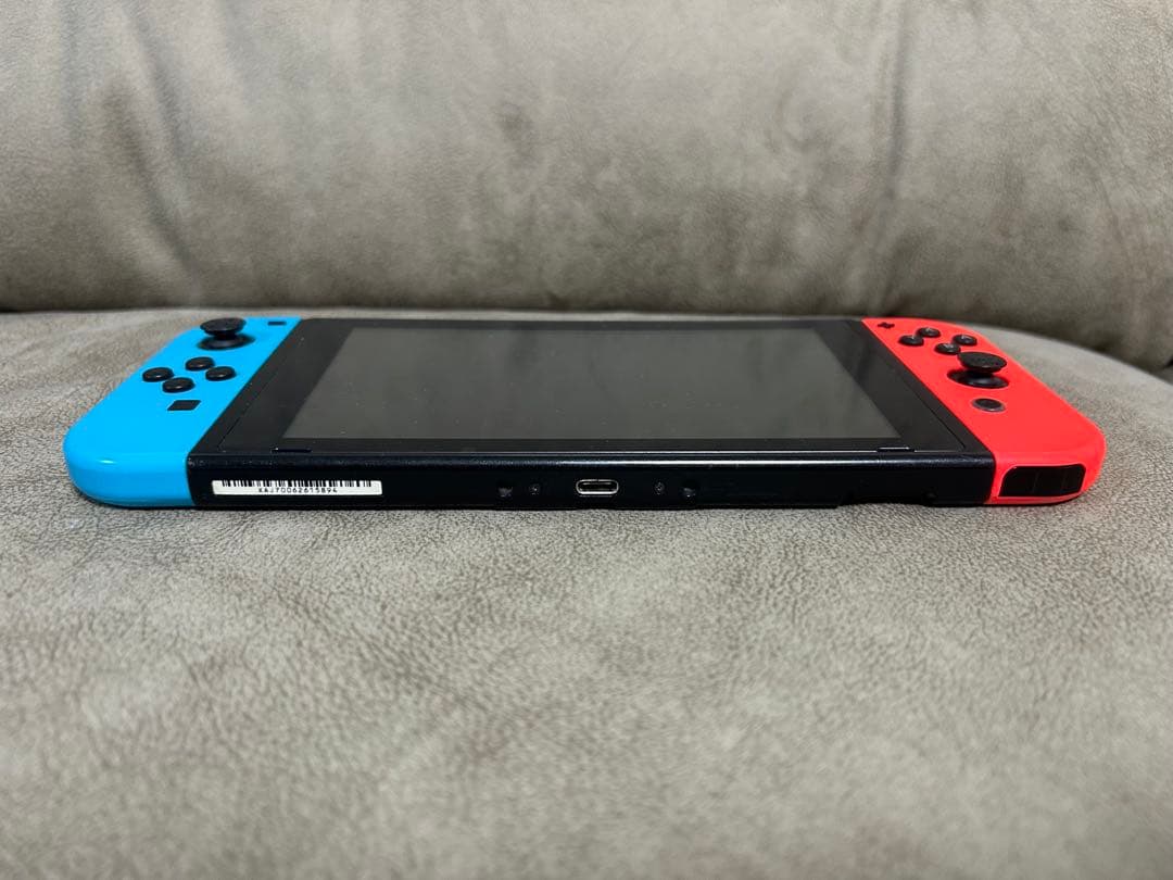 ＊ジャンク品＊ Nintendo Switch 本体 青/赤